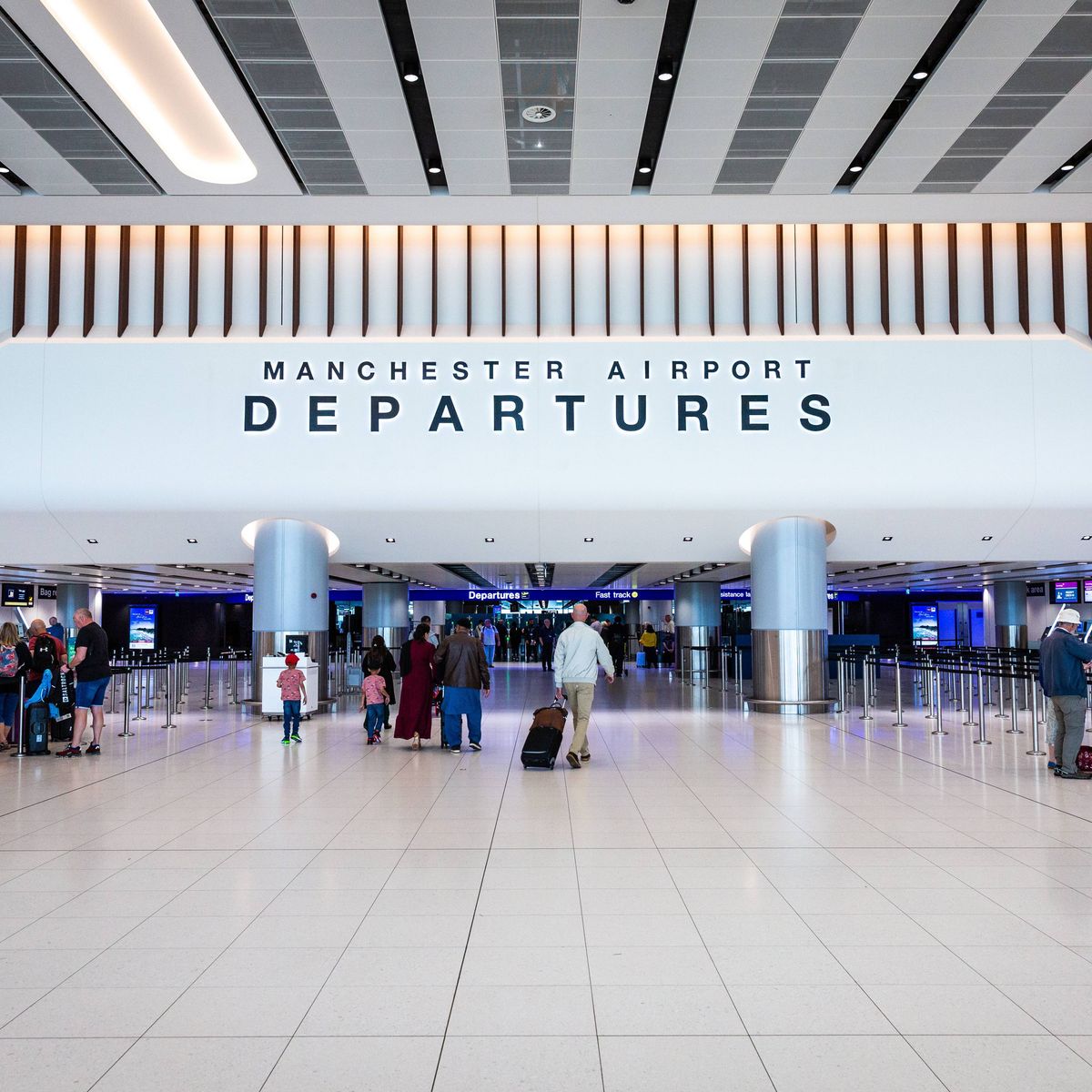 Manchester Airport departures terminal for Raz Private Hire transfers