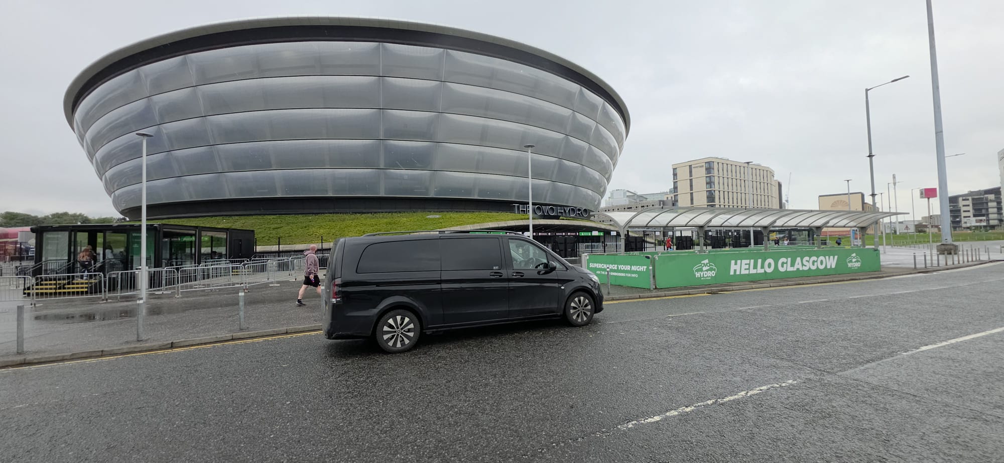 Raz 8-seater private hire vehicle